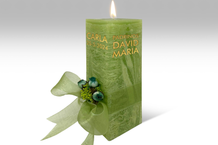 Espelma personalitazada per  bateig · 21,5cm · Color Verd Llima